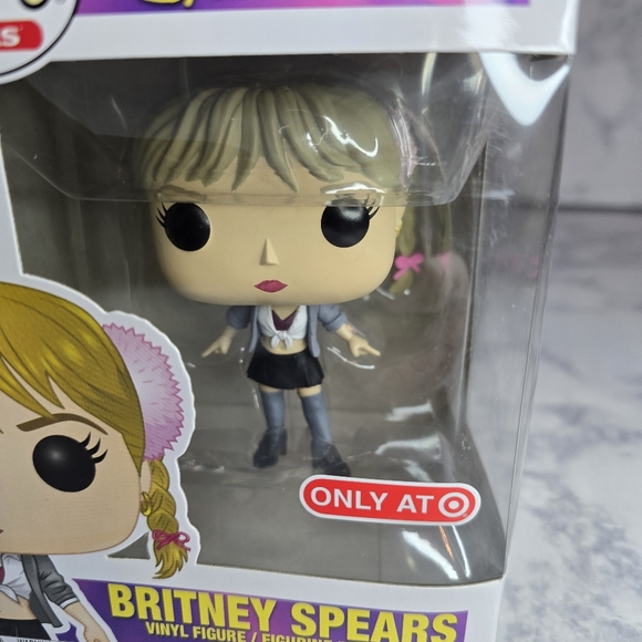 Funko Pop Britney Spears #90 Vinyl Figure Exclusive Baby One More Time Outfit - Picture 7 of 8